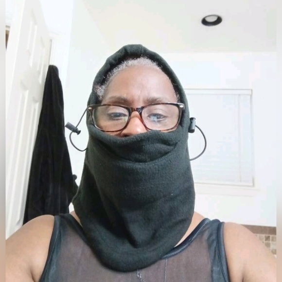 NEW Black Fleece Face Mask - Picture 9 of 10